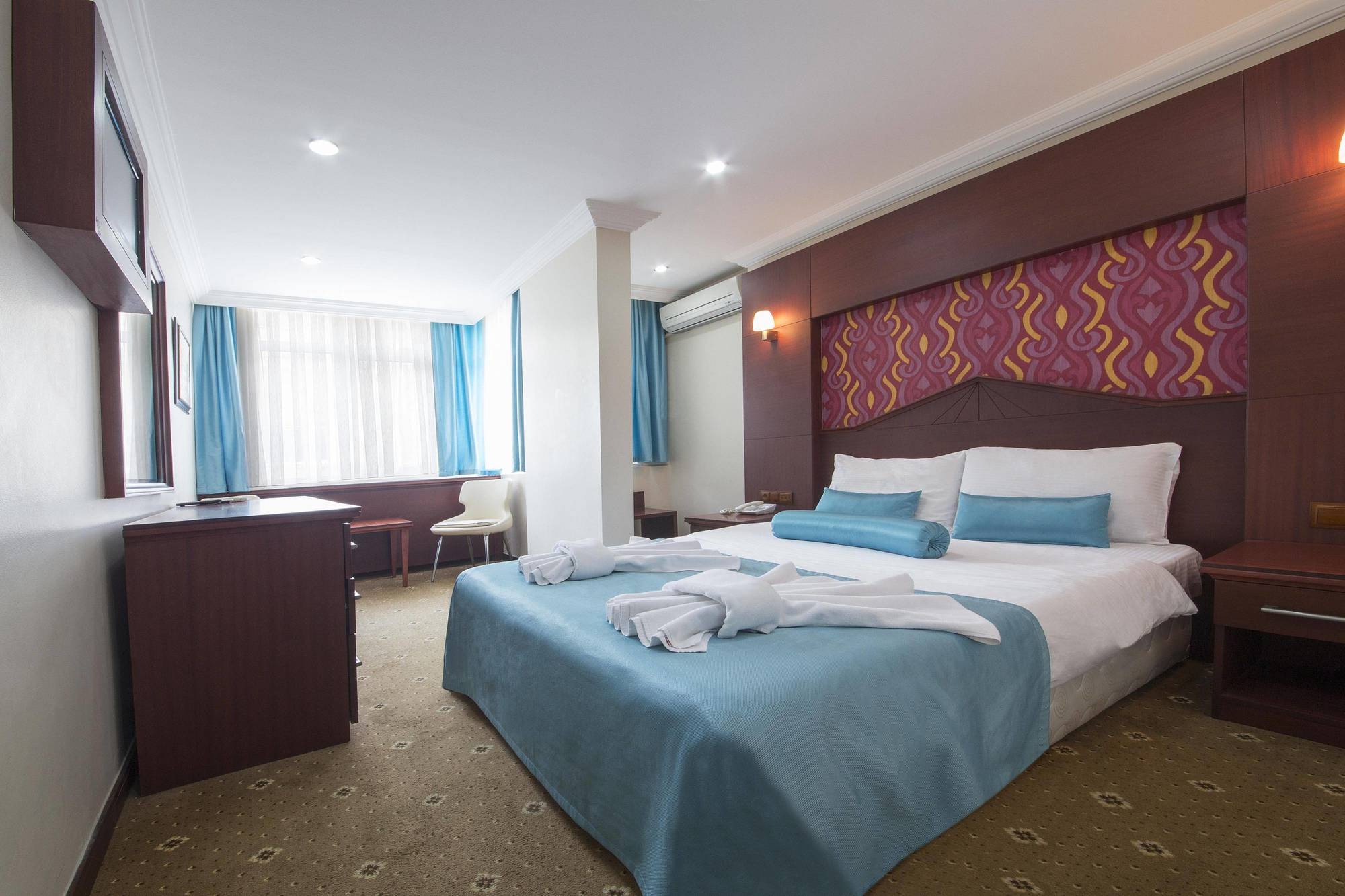 Grand Zentrum & Cafe Restaurant - Taksim Square Istambul